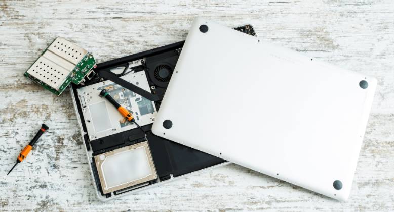 Tại sao bạn nên chọn dịch vụ Macbook Pro của chúng tôi?